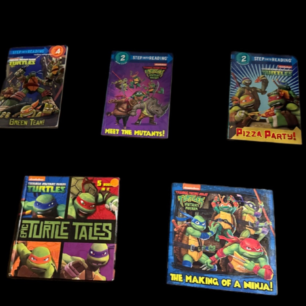 Teenage Mutant Ninja Turtles‎ books set of 5